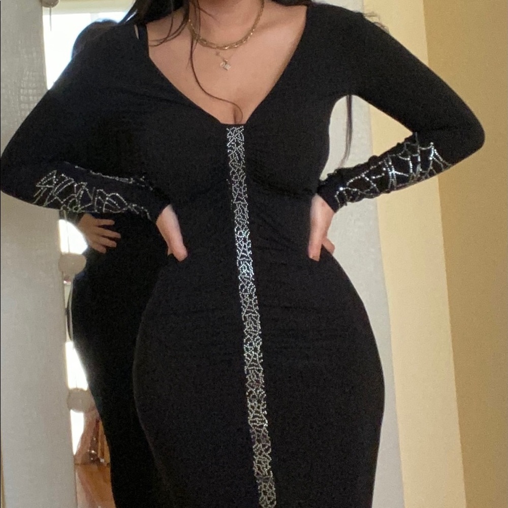 Kiki Riki long black body con dress